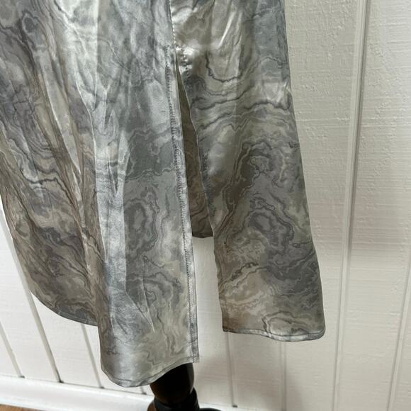 Forever 21 Women Sleeveless Slip Dress Party Holiday Cocktail Silver Size Small - Picture 4 of 8